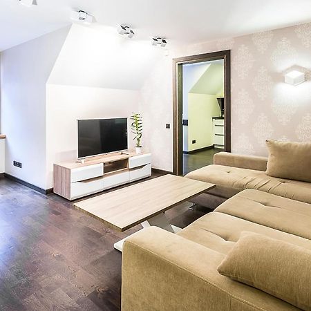 Winwinstay Apartments In Heart Of Old Town Riga Ngoại thất bức ảnh