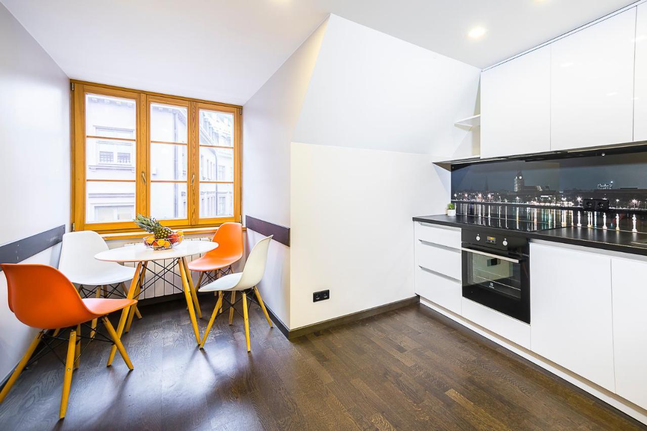 Winwinstay Apartments In Heart Of Old Town Riga Ngoại thất bức ảnh