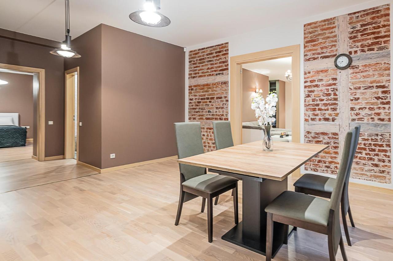Winwinstay Apartments In Heart Of Old Town Riga Ngoại thất bức ảnh